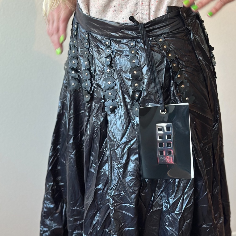 Moncler Black Textured A-Line Skirt